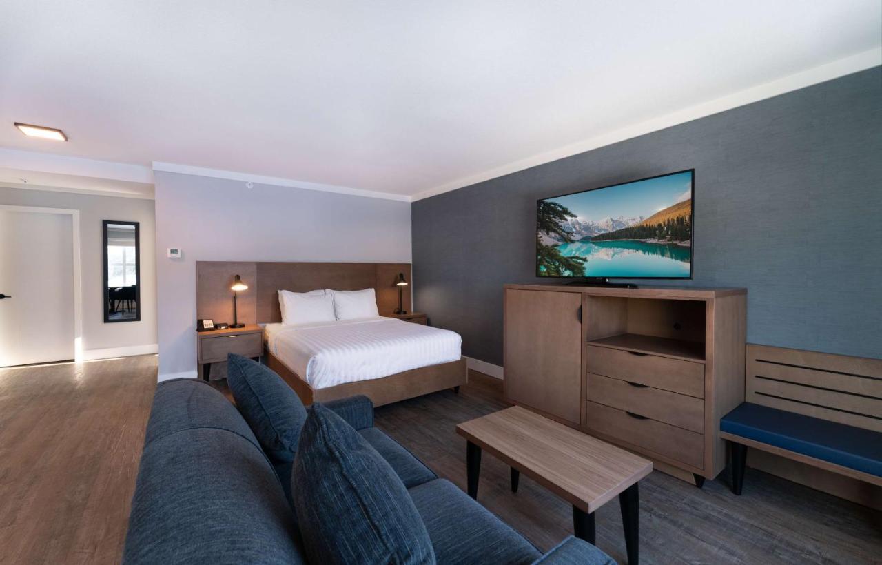 Prestige Kamloops Hotel Exterior photo